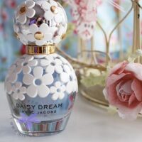 عطر ادکلن مارک جاکوبز دیسی دریم-Marc Jacobs Daisy Dream
